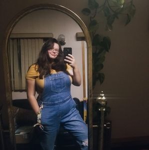 Meet your Posher, Shelby